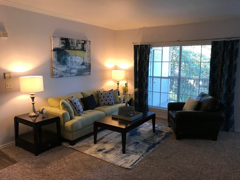 Gallery Photo 16